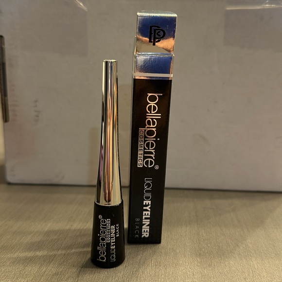 NEW - LIQUID EYELINER - Picture 2 of 2